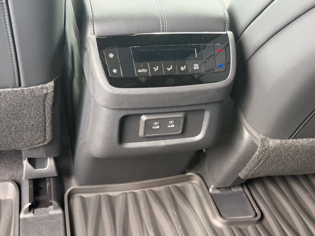 New 2027 2T HRBR GRAY INFINITI Sport AWD image 15