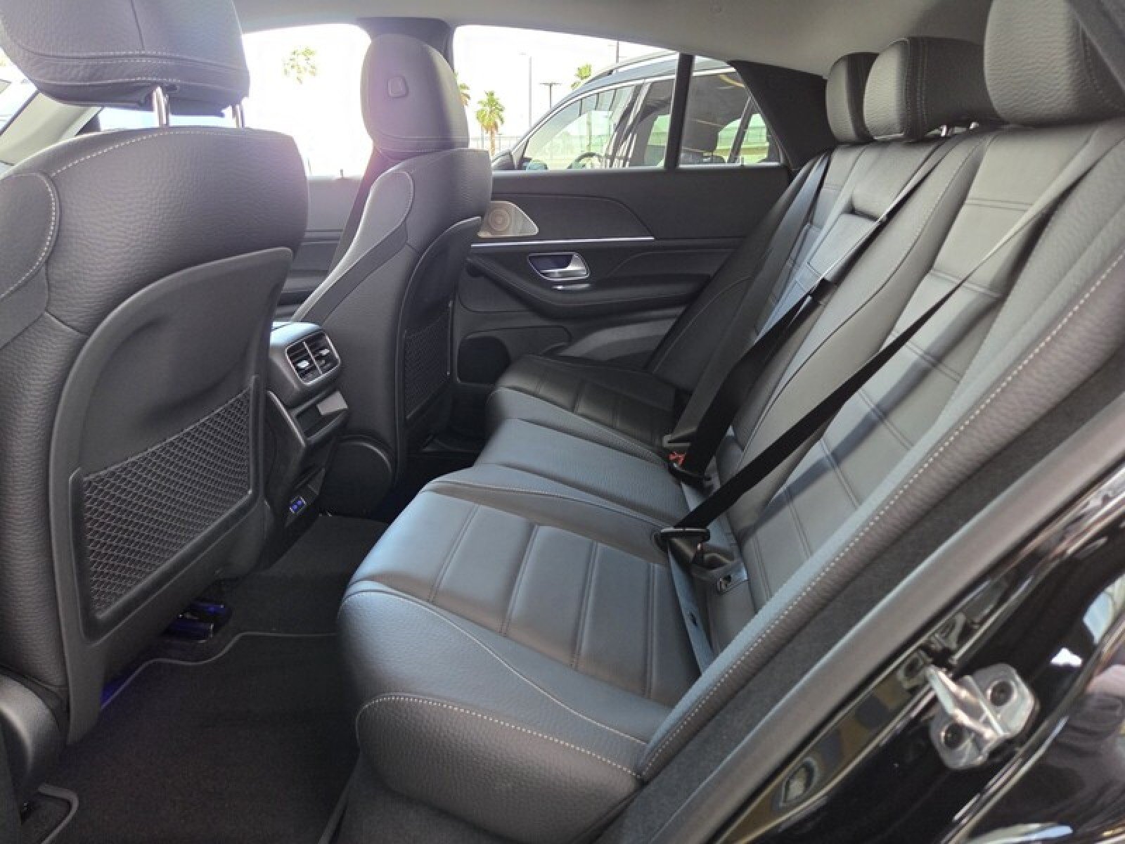 New 2026 Obsidian Black Metallic Mercedes-Benz GLE 450 4MATIC® Coupe image 13