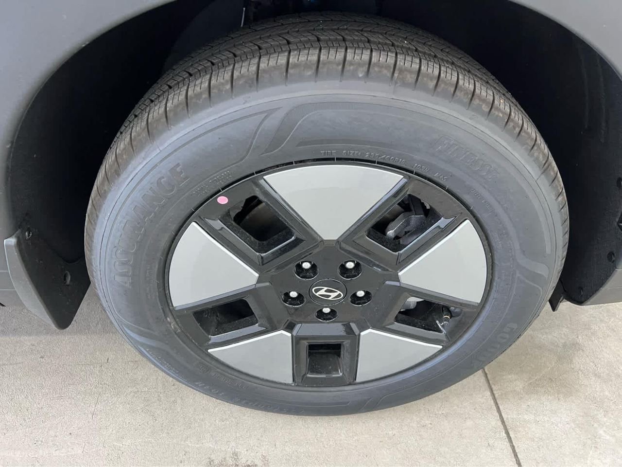 New 2026 Ecotronic Gray Hyundai SE image 42