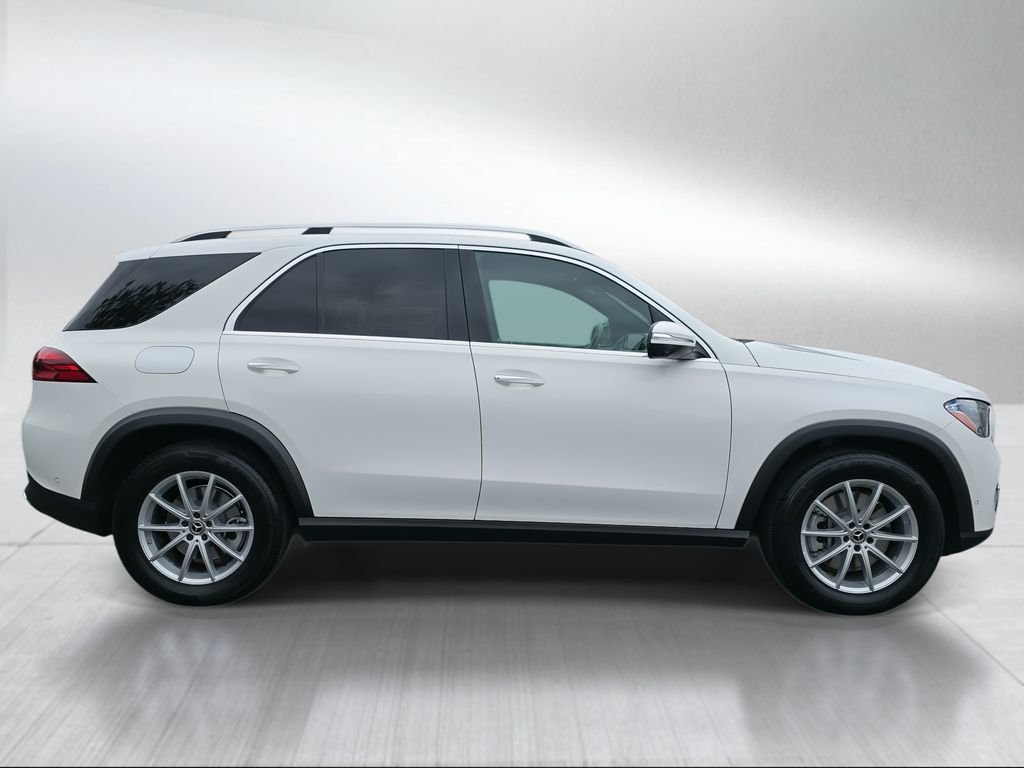 Used 2024 White Mercedes-Benz GLE 450e image 2