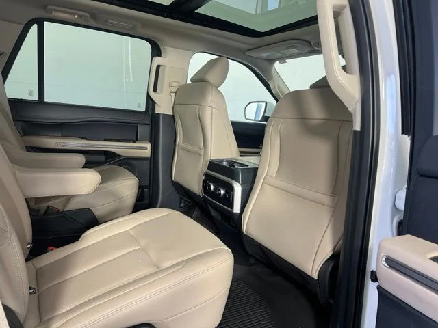 Used 2022 White Ford XLT image 51