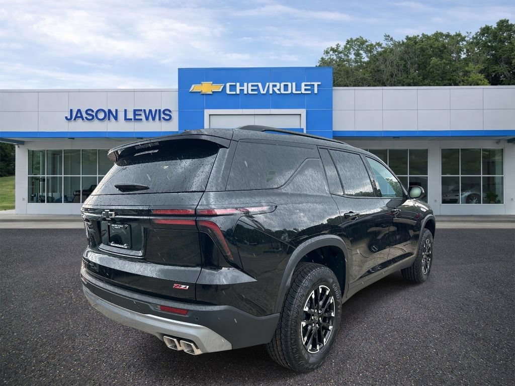 New 2026 Mosaic Black Metallic Chevrolet Z71 image 4