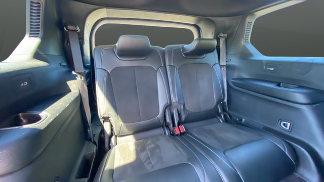 Used 2021 Bright White Clearcoat Jeep Altitude image 24