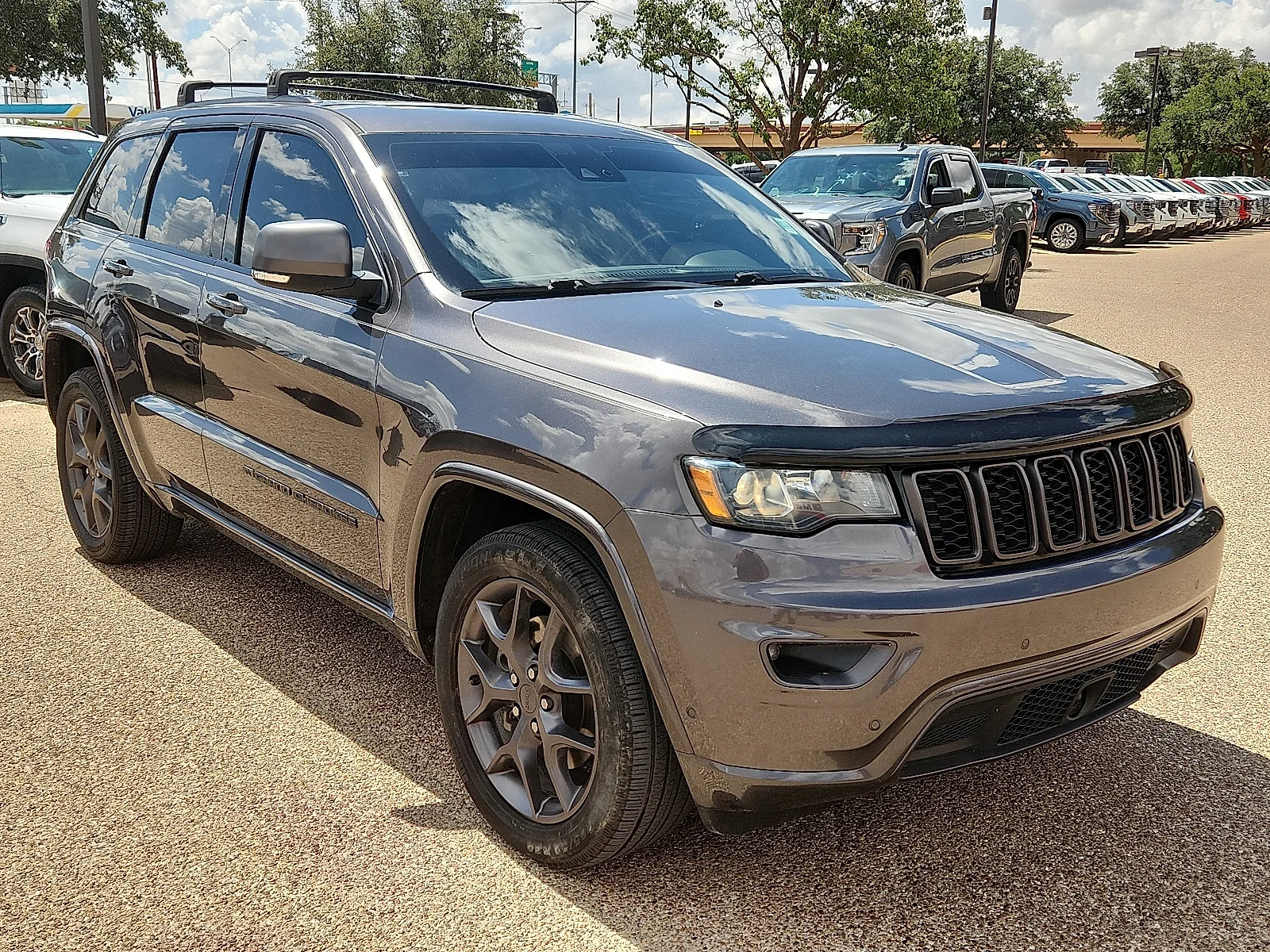 Used 2021 Gray Jeep Limited image 6