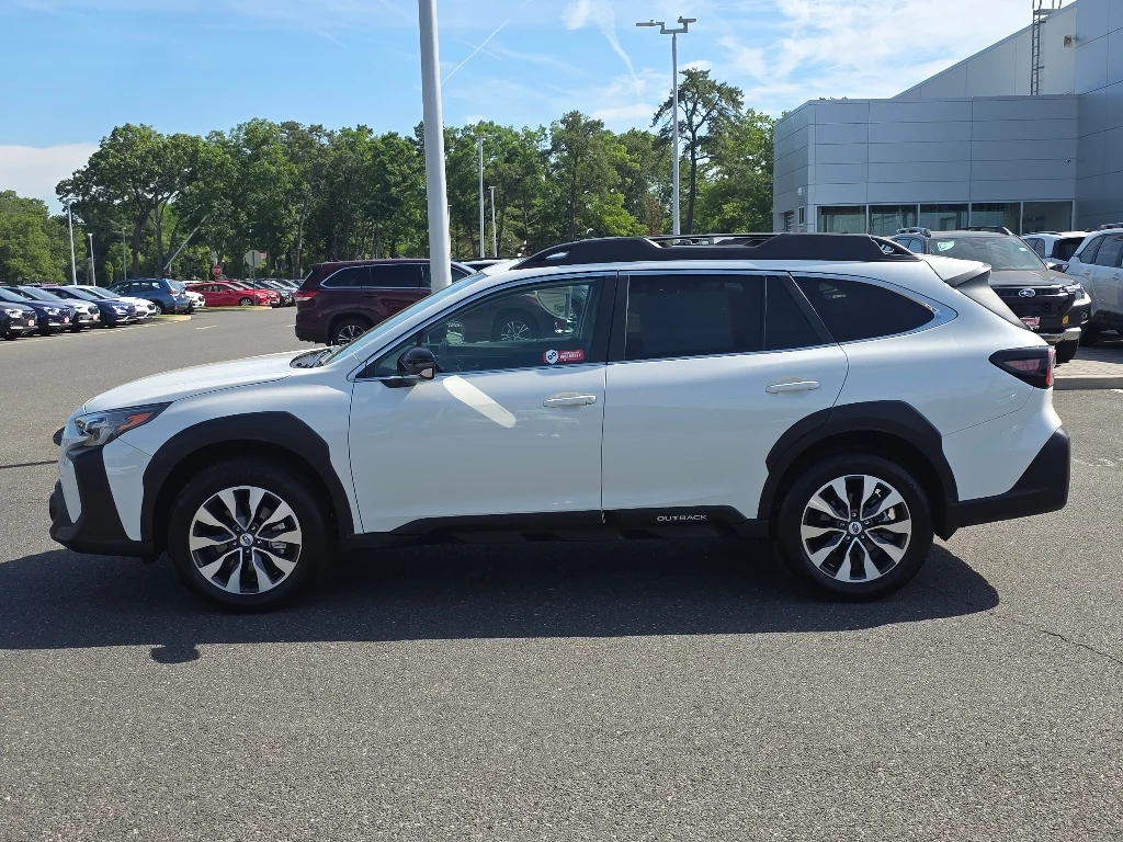 2025 Subaru Outback Limited - Photo 12