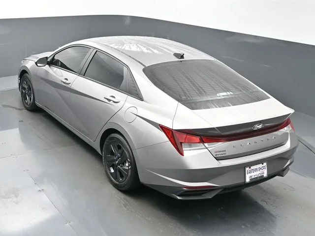 Used 2023 Silver Hyundai SEL image 40
