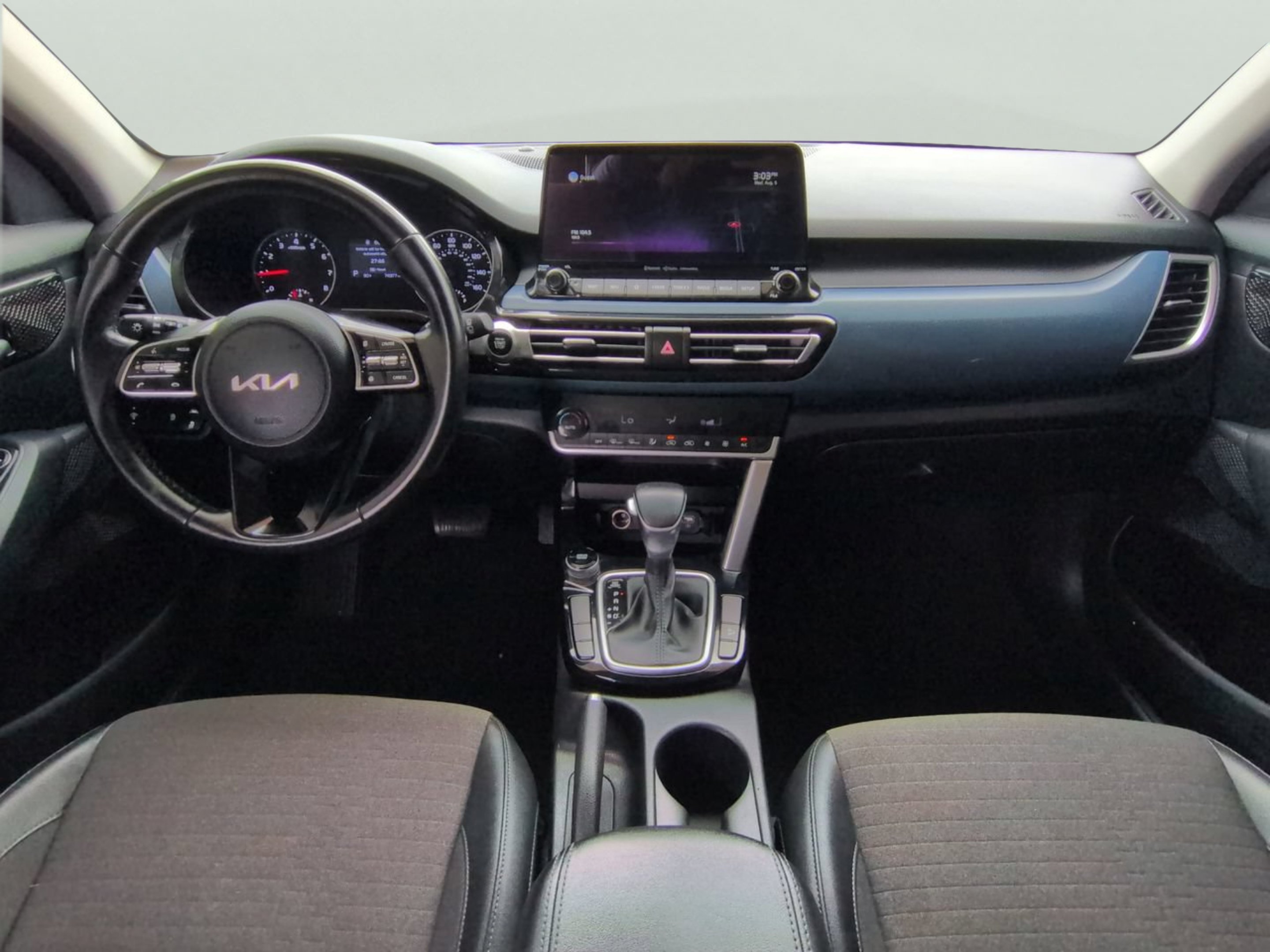 Certified Used 2022 Snow White Pearl Kia S image 12