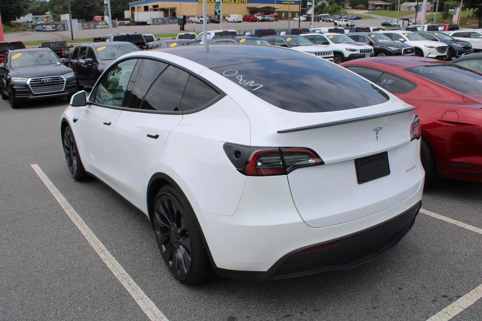 Used 2023  Tesla Performance image 6