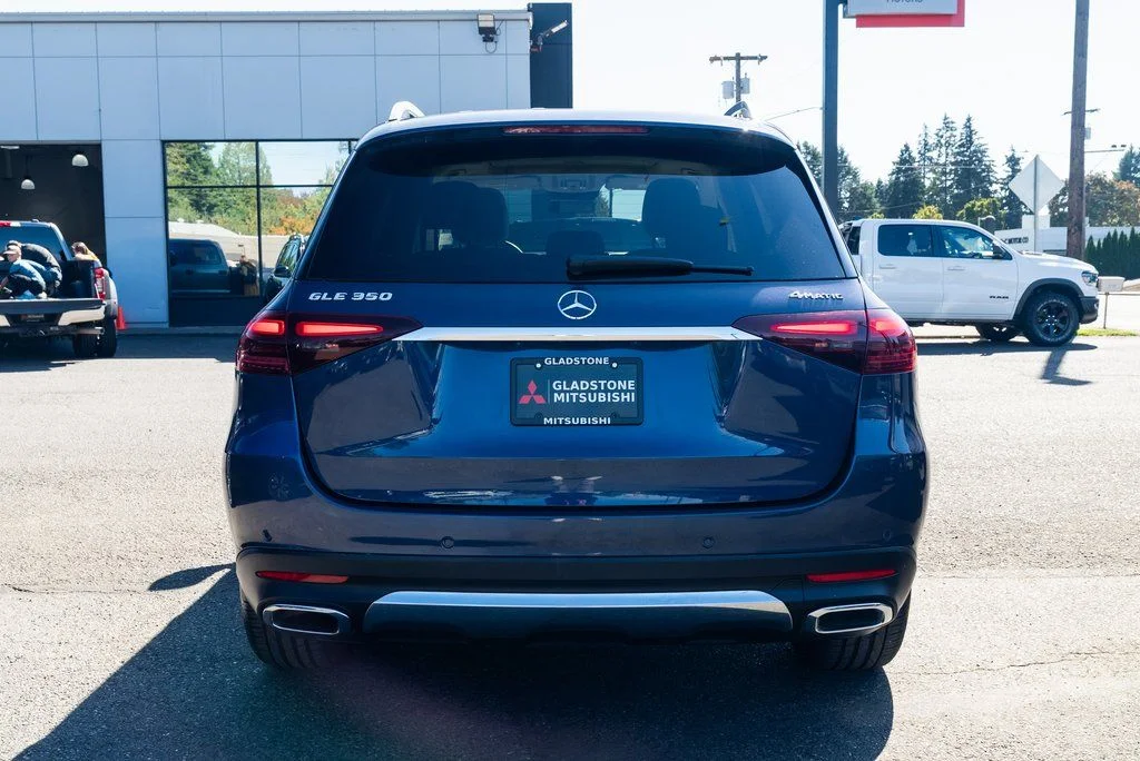 Used 2024 Blue Mercedes-Benz GLE 350 image 5