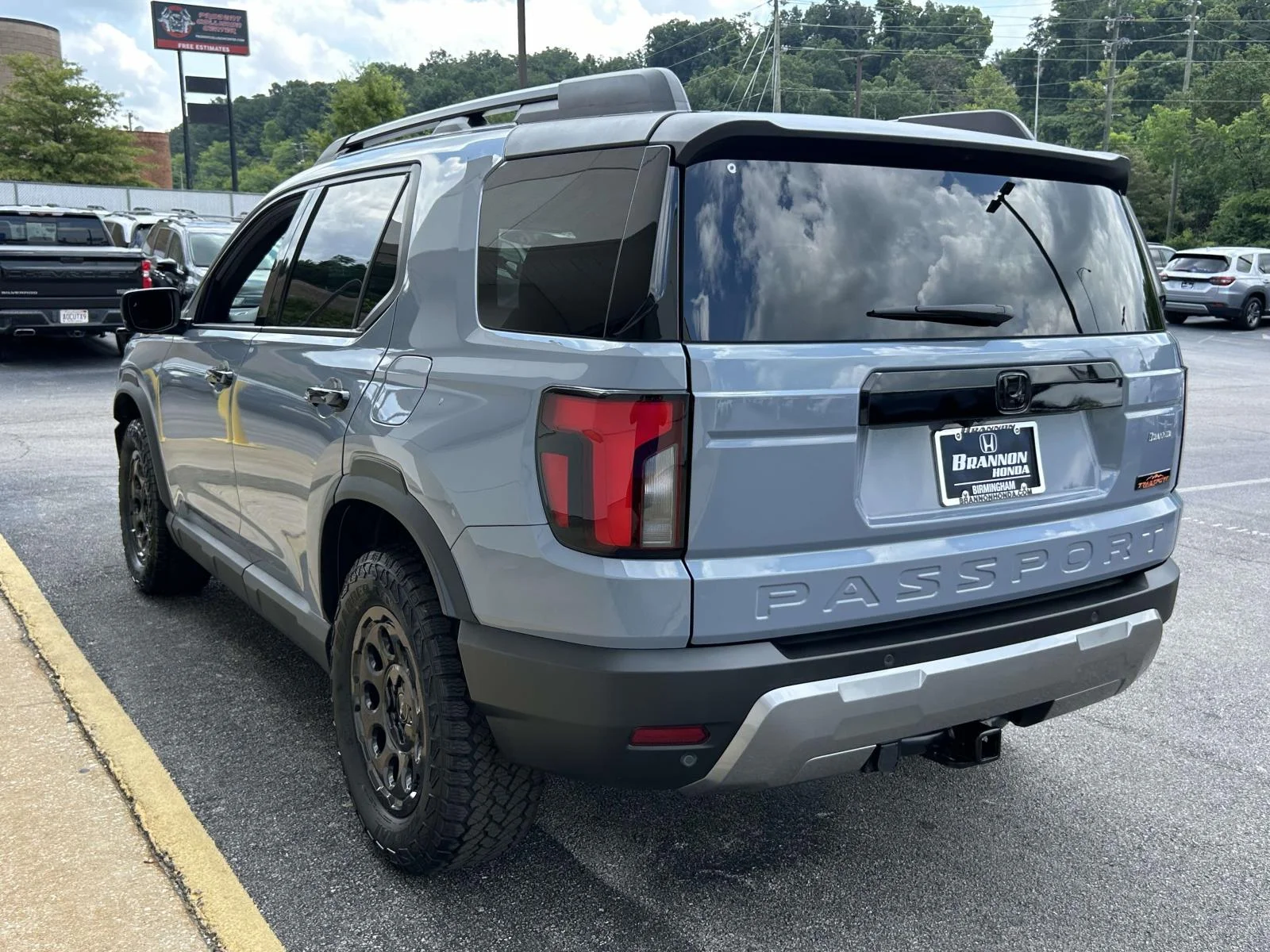 Used 2026 Gray Honda TrailSport Elite Blackout AWD image 3
