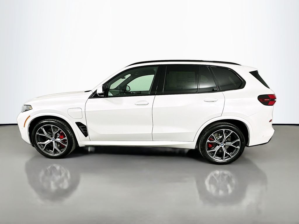 New 2026 Mineral White Metallic BMW xDrive50e image 8