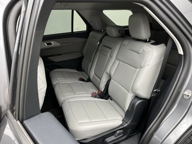 Used 2026 Carbonized Gray Metallic Ford Active with 200A Pkg image 12