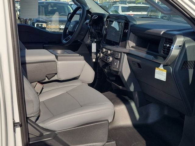 New 2026 Oxford White Ford XL image 13