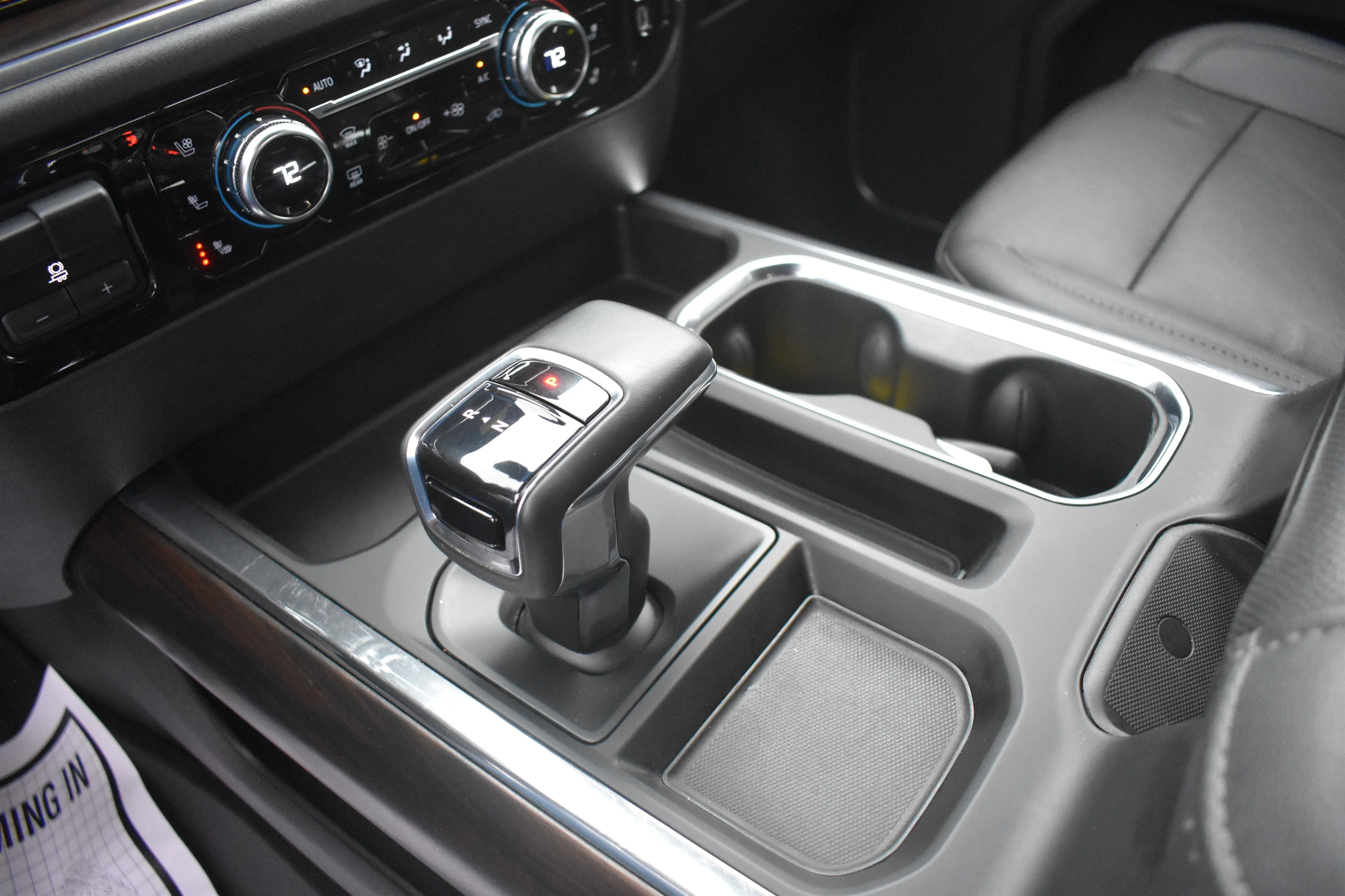 2023 GMC Sierra 1500 SLT - Photo 28