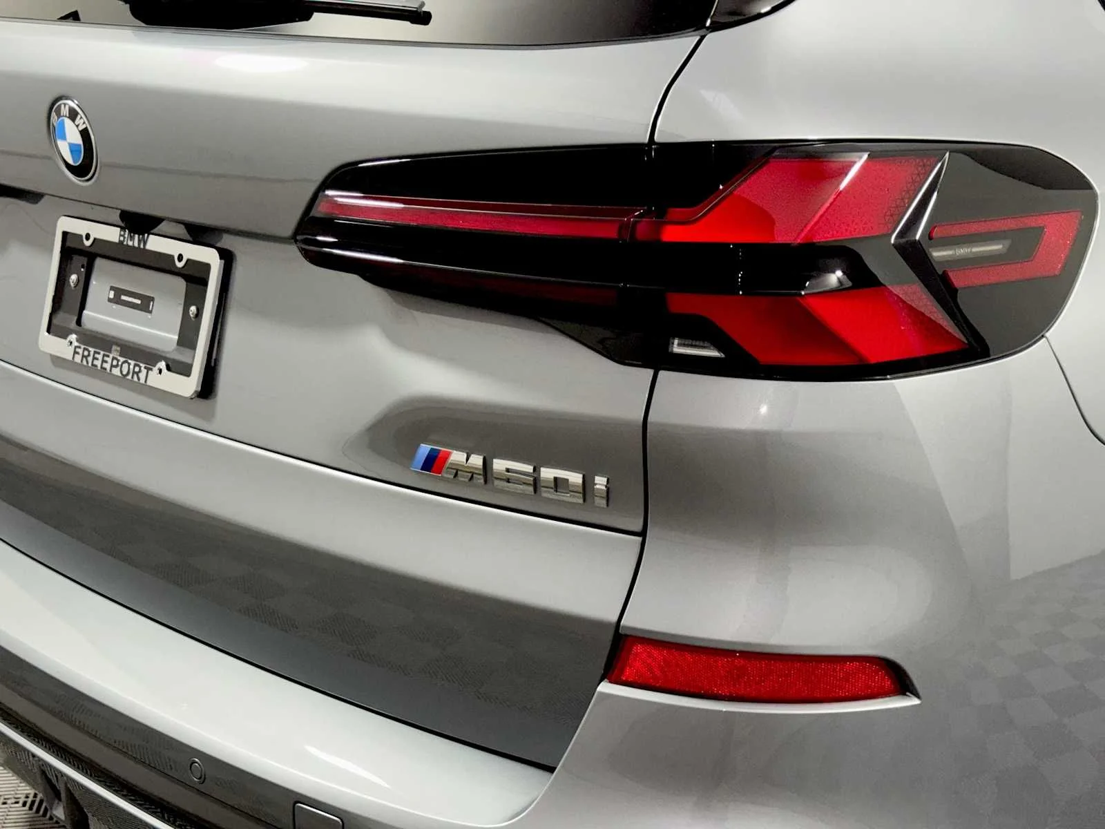2026 BMW X5 M60i - Photo 28