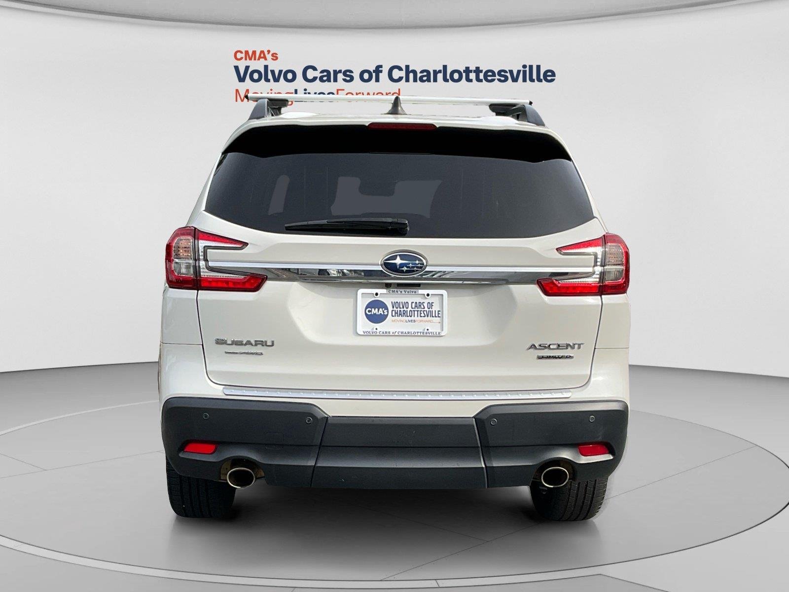 Used 2023 Crystal White Pearl Subaru Limited image 4