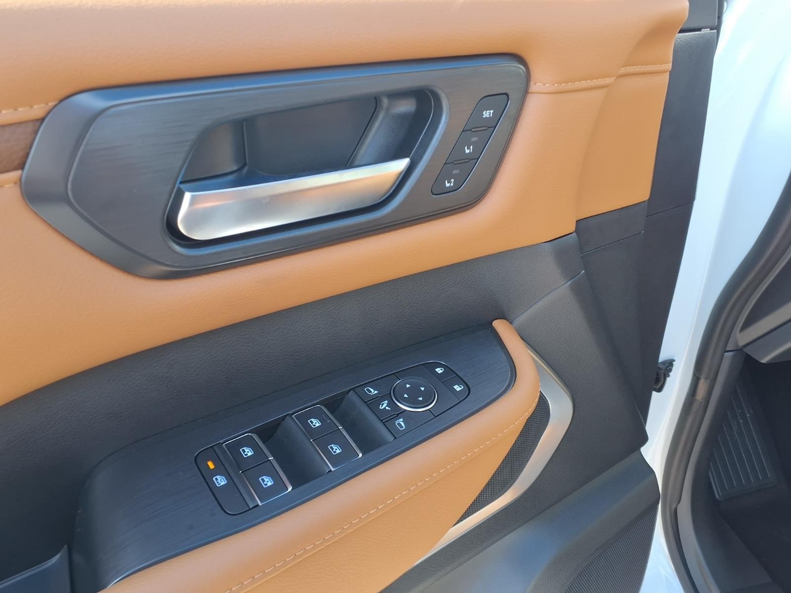 2026 Nissan Armada Platinum Reserve White at Robbins Nissan