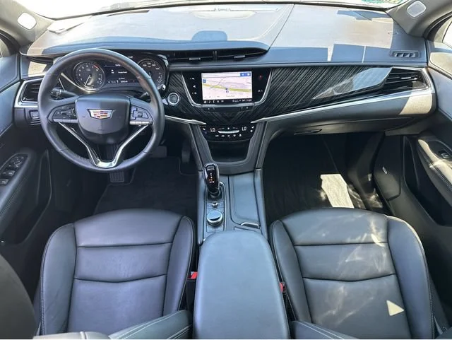 2025 Cadillac XT6 Premium Luxury - Photo 18