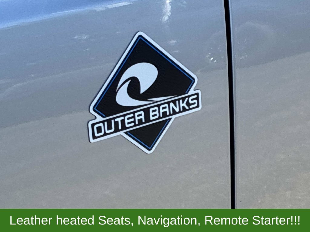 Used 2024 Silver Ford Outer Banks image 19
