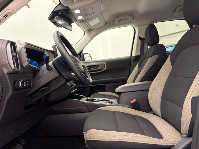 Used 2025 White Ford Big Bend image 15