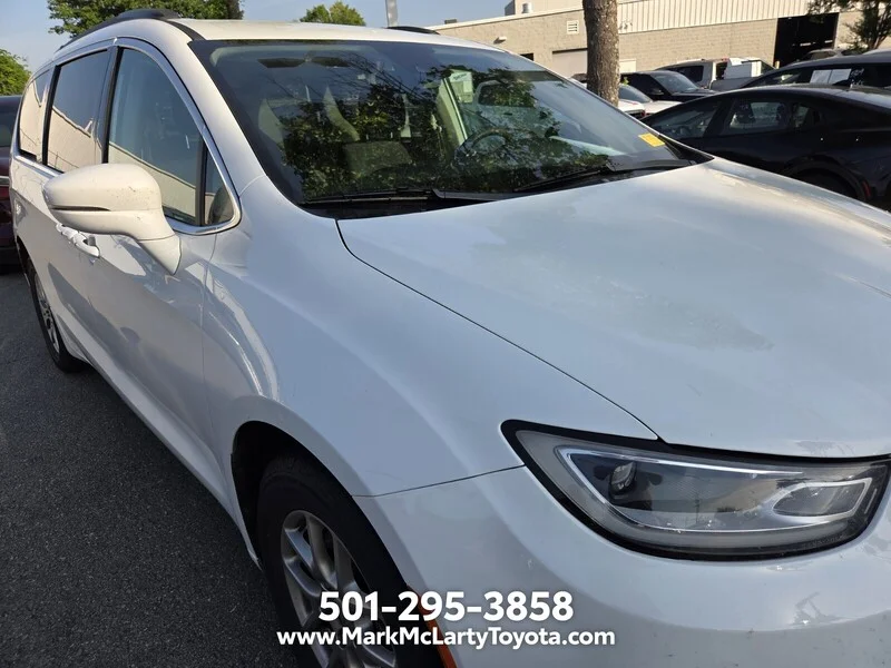 Used 2021 Bright White Clearcoat CHRYSLER TOURING image 4