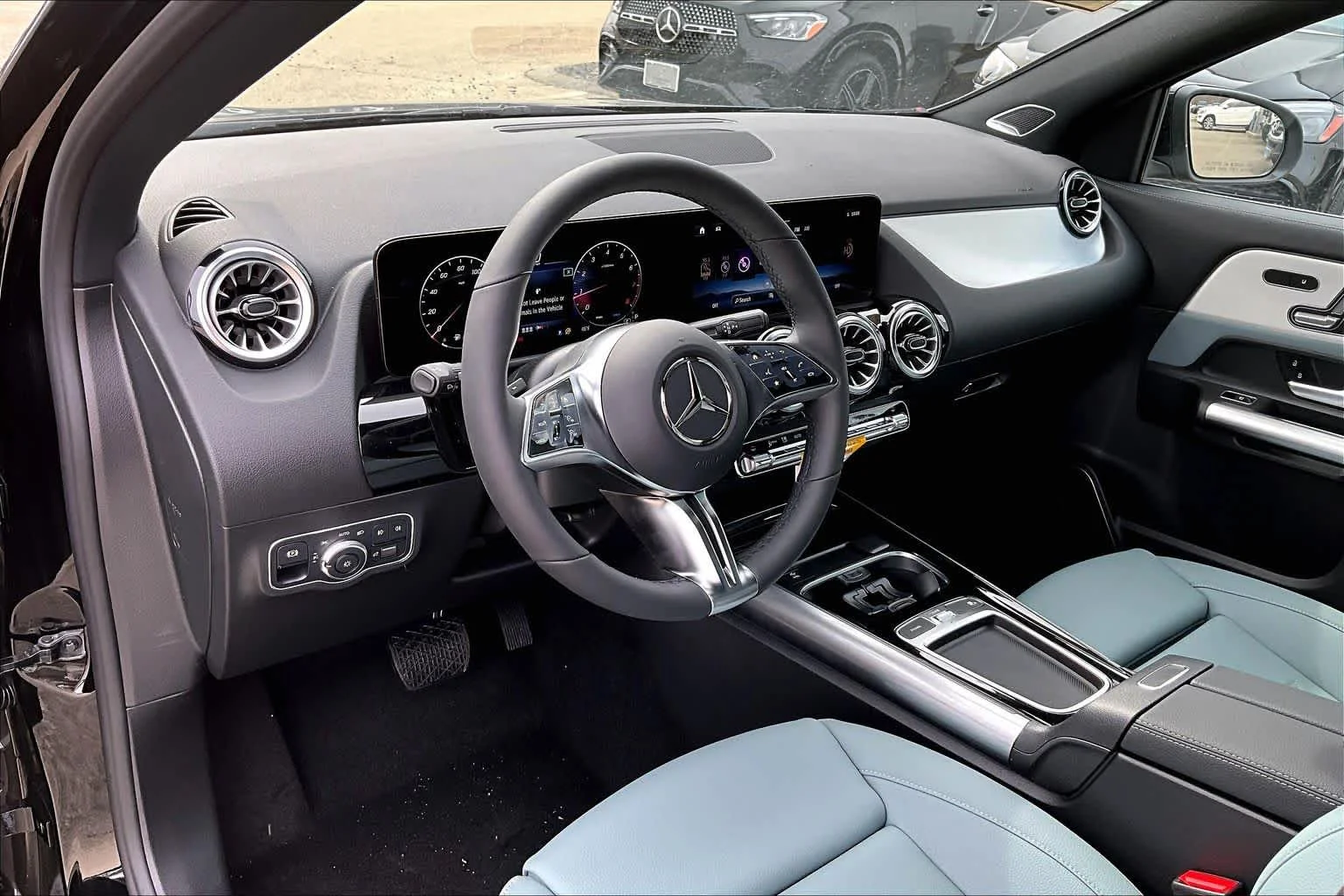 New 2026 Night Black Mercedes-Benz GLA 250 image 10