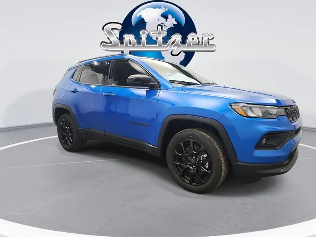 New 2026 Hydro Blue Pearl-Coat Exterior Paint Jeep Latitude image 3