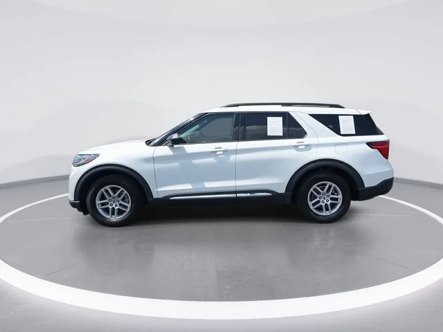 Used 2025 White Ford Active image 3