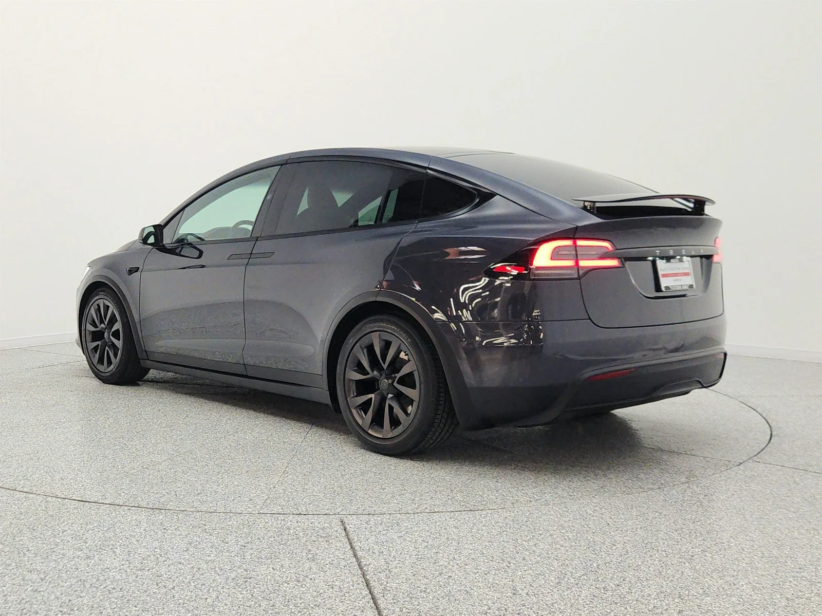 Used 2024 Stealth Grey Tesla AWD image 7