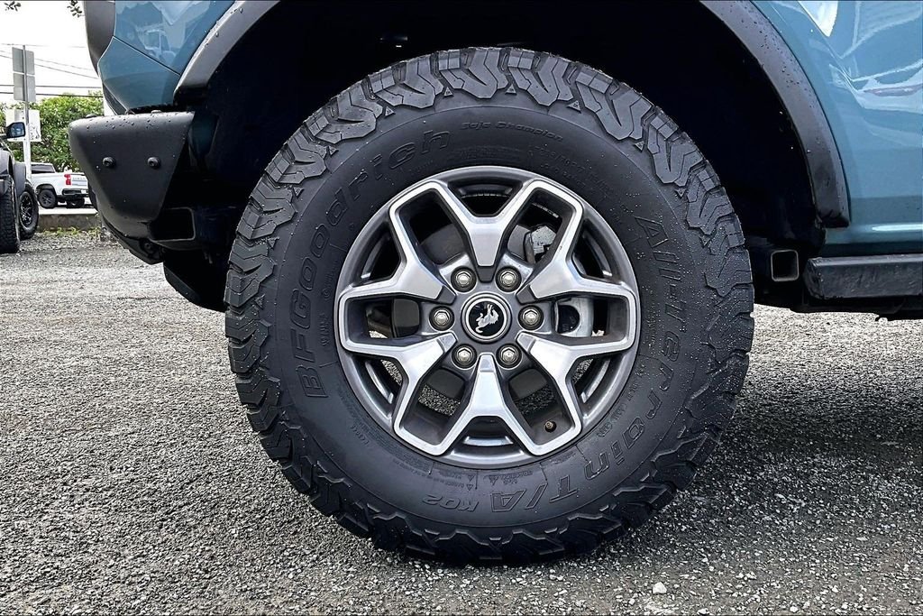 Used 2022 Blue Ford Badlands image 8