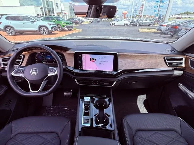 New 2026 Gray Volkswagen 2.0T SE w/Technology image 10