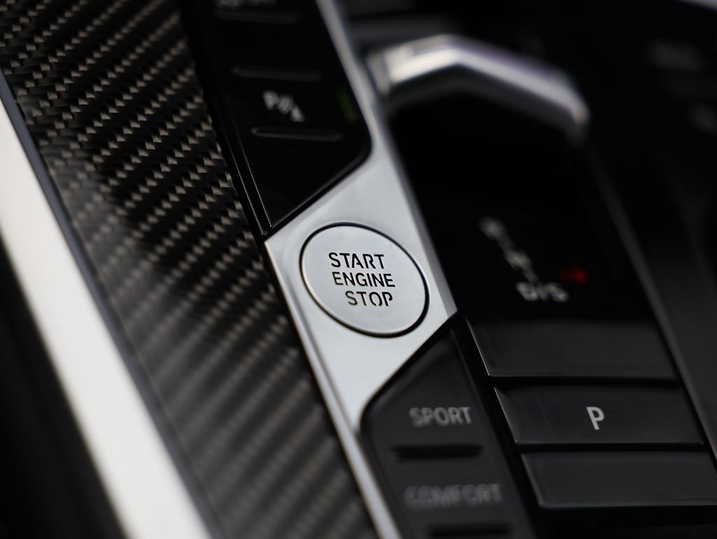 2026 BMW X5 M60i - Photo 42