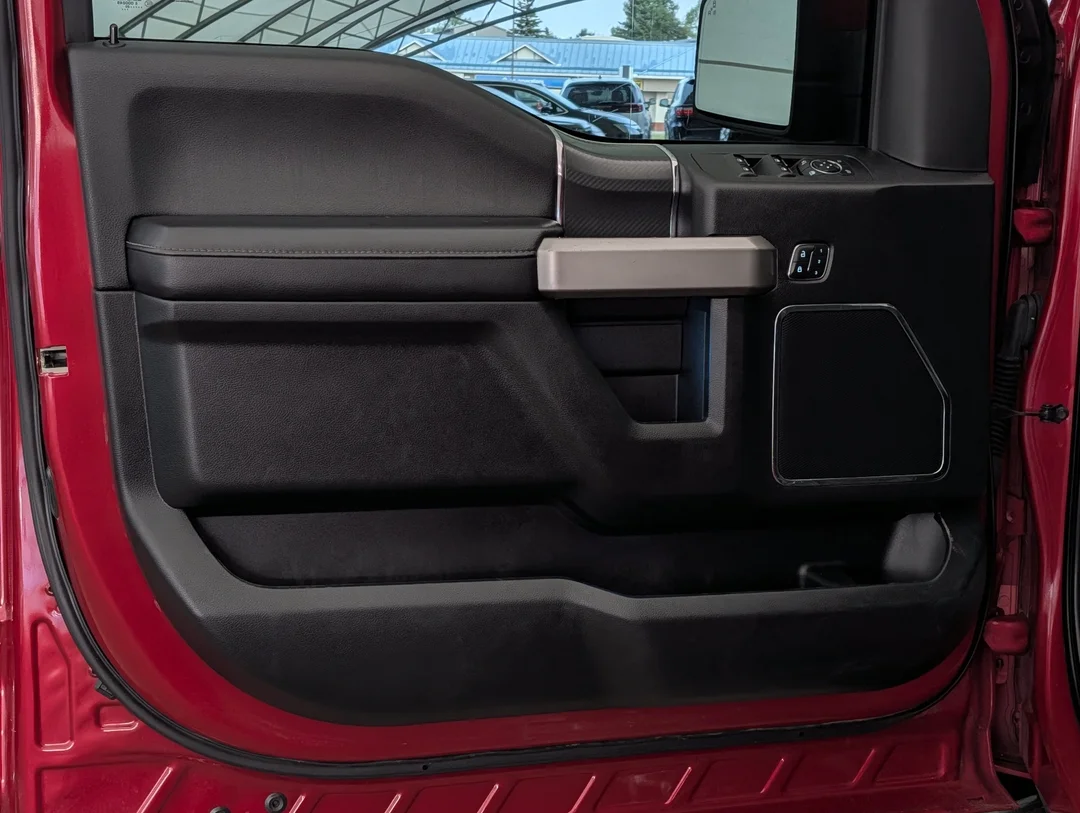 Used 2020 Red Ford LARIAT - - 4WD - 502A Grp - 5.0L V-8 - Twin Panel Sunroof - Black Pkg - B&O Audio - Leather & More! image 12