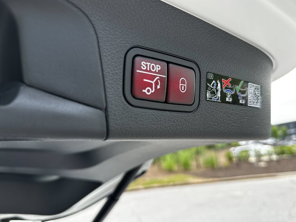 New 2026 MANUFAKTUR Moonlight White Magno Mercedes-Benz GLS 450 image 59