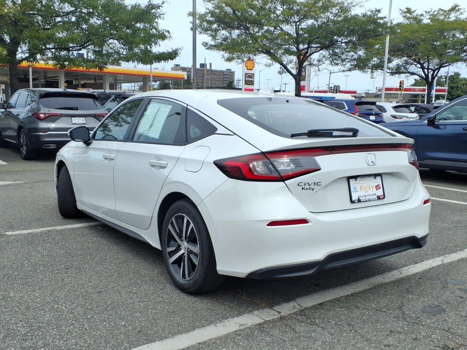 2024 Honda Civic Hatchback LX - Photo 8