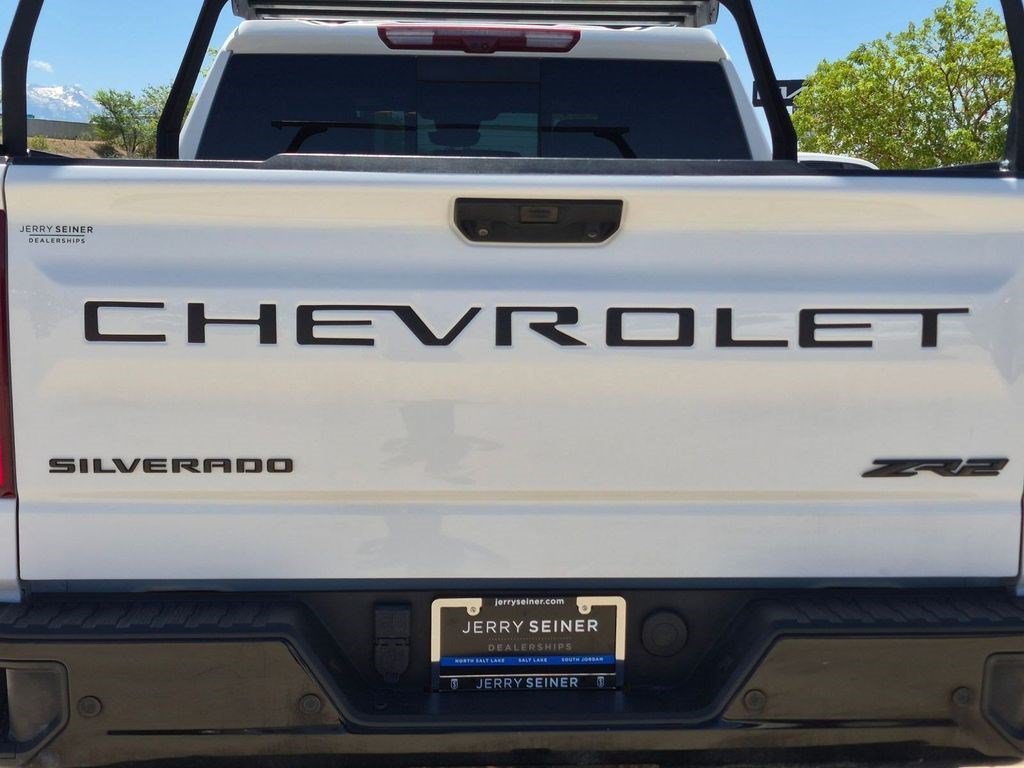 Used 2023 Summit White Chevrolet ZR2 image 14