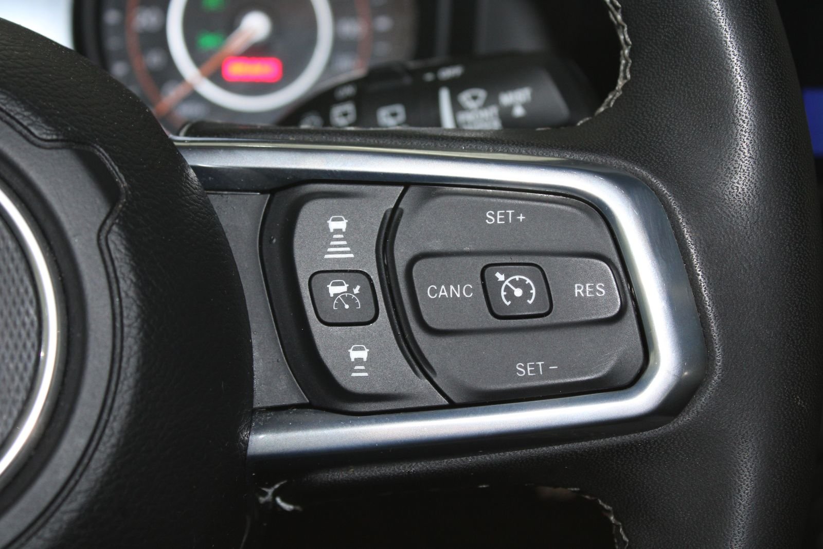 Used 2025 Black Jeep Sahara image 16