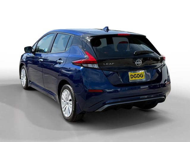 Used 2025 Deep Blue Pearl Nissan S image 3