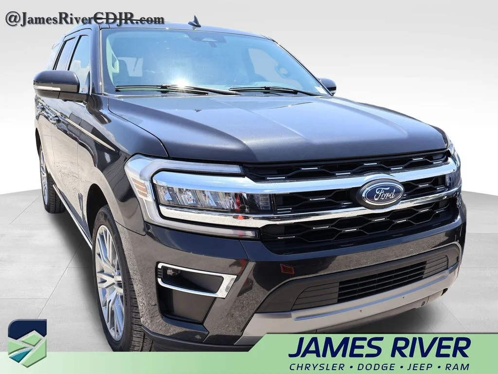 Used 2024 Gray Ford Limited image 5