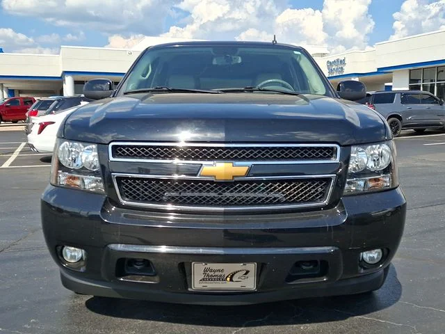 Used 2010 Black Chevrolet LT image 2