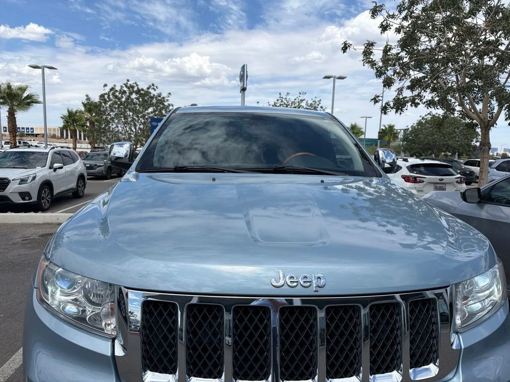 Used 2013 Beige Jeep Overland image 5