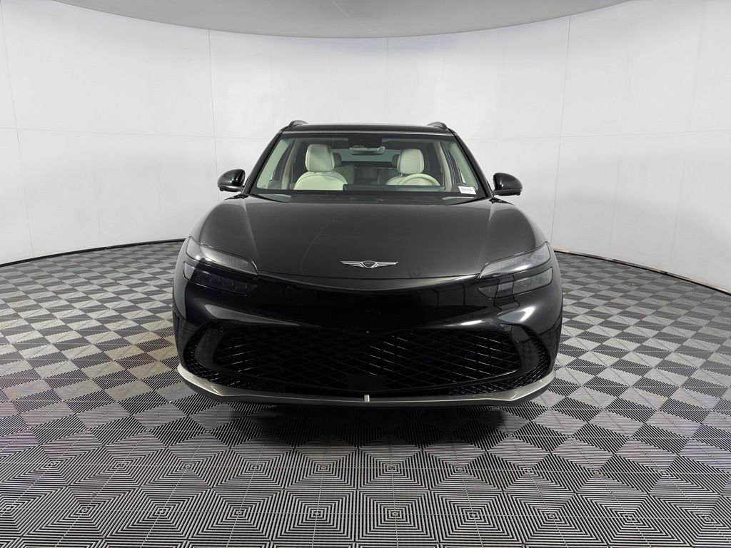 Used 2023 Black Genesis Advanced image 3