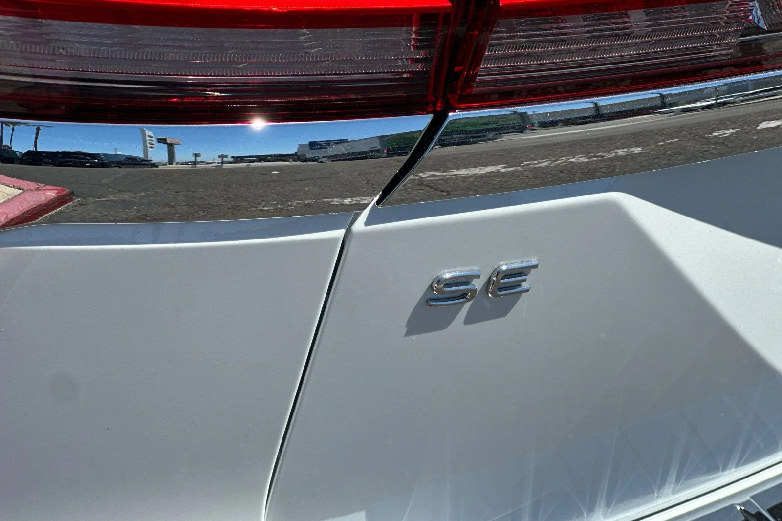 New 2026 White Volkswagen SE image 7