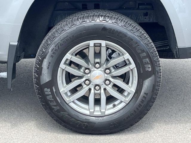 Used 2025 Gray Chevrolet LT image 12