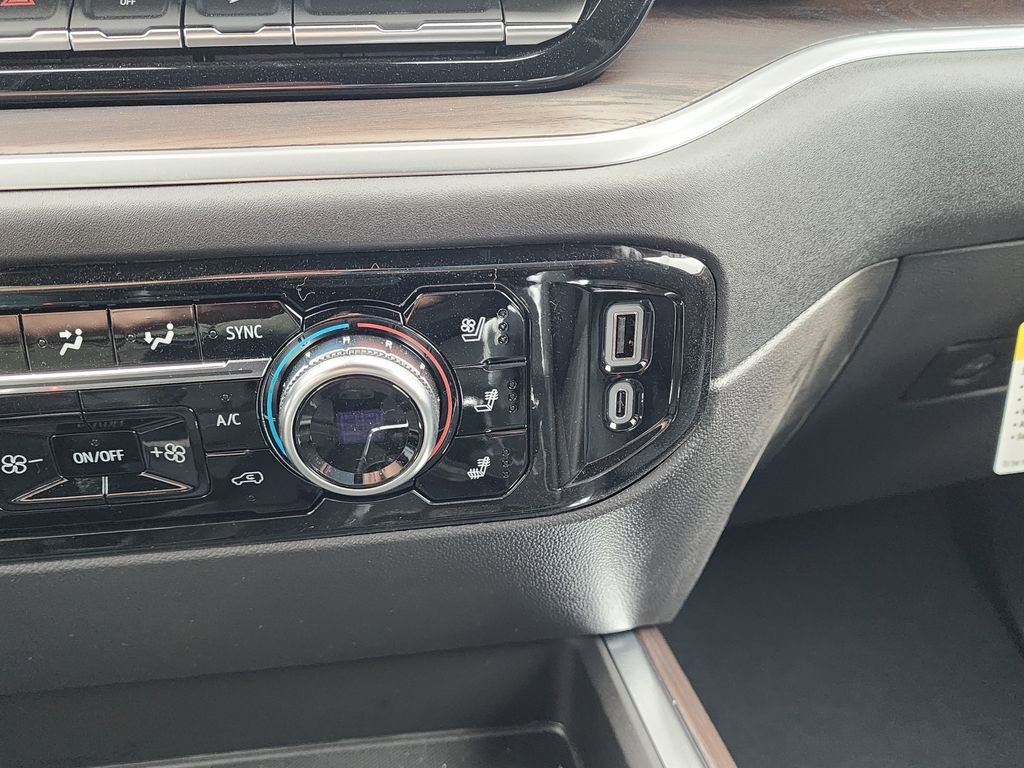 2026 GMC Sierra 1500 SLT - Photo 29