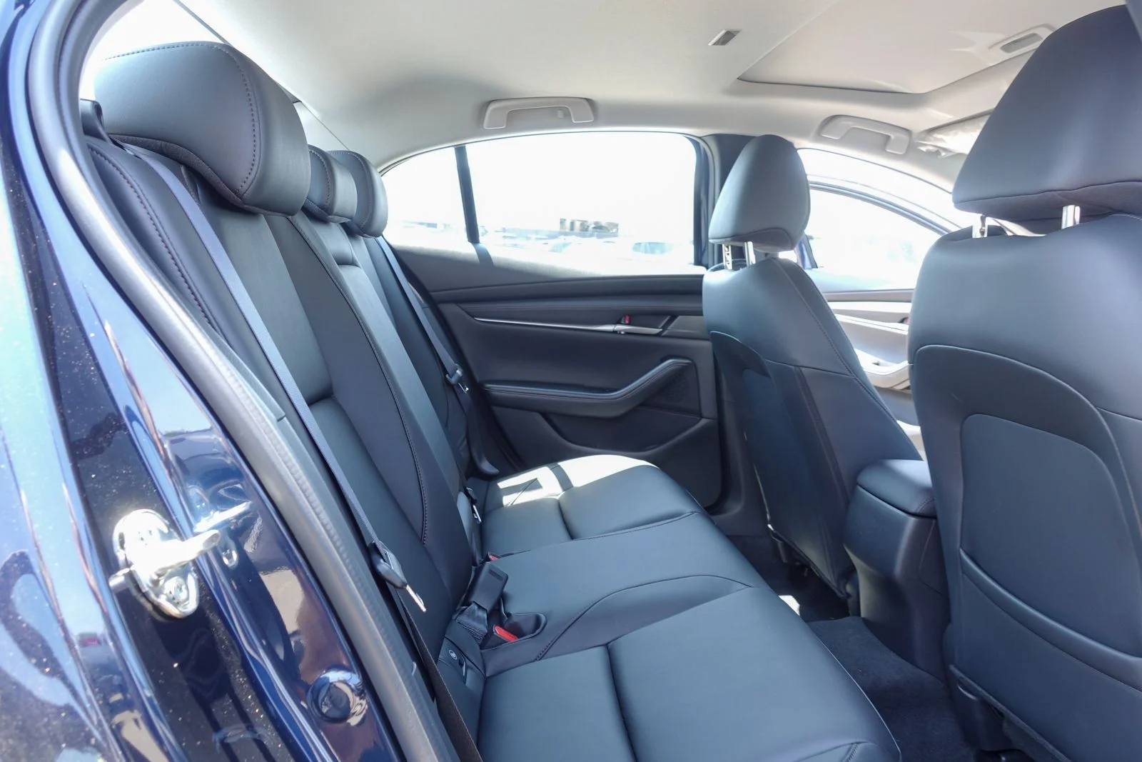 New 2026 Deep Crystal Blue Mica Mazda 2.5 S Preferred image 15