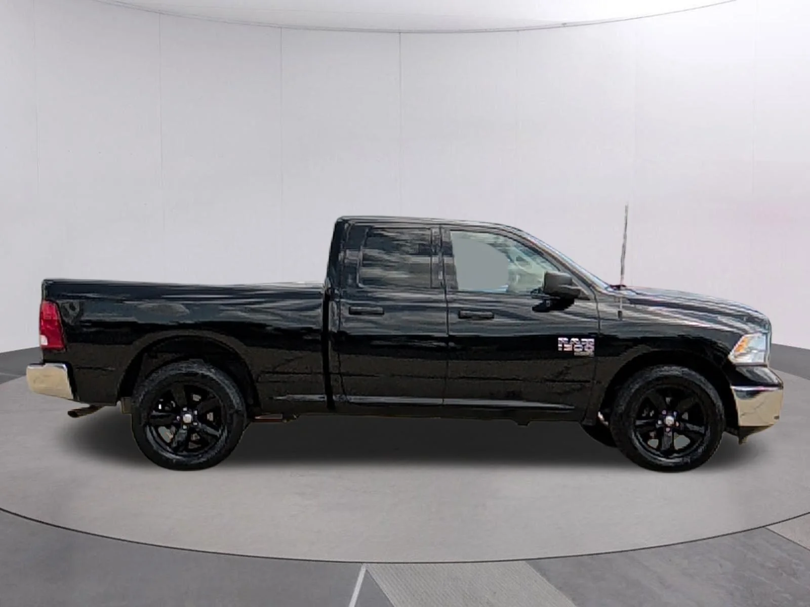 Used 2024 Diamond Black Crystal Pearlcoat Ram SLT image 7