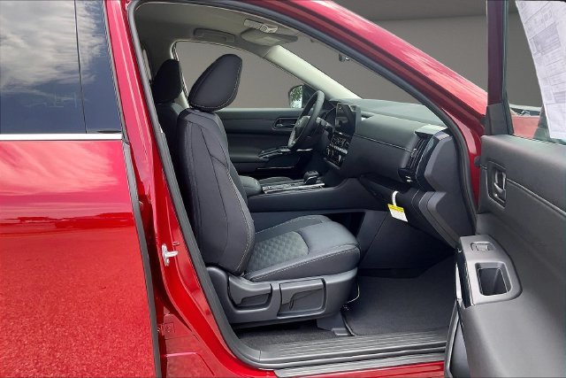 New 2026 Scarlet Ember Tintcoat Nissan SV image 11