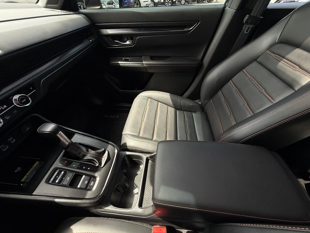 Used 2024 Canyon River Blue Metallic Honda Sport-L image 31