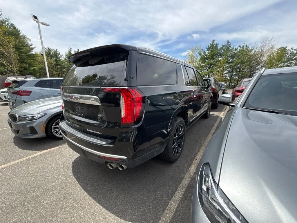 2023 GMC Yukon XL Denali - Photo 5